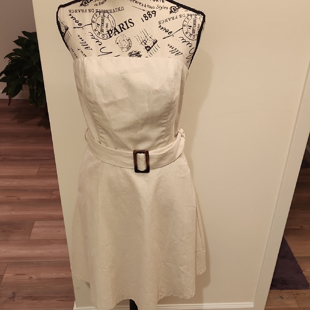Monteau Strapless Beige Dress with Buckle Belt